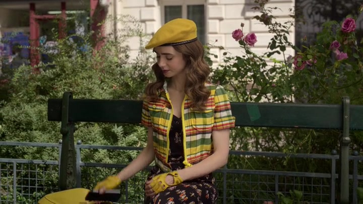 Emily_in_Paris_S02E09_WEBRip_x264-ION10_0363.jpg Emily_in_Paris_S02E09_WEBRip_x264-ION10_0363.jpg