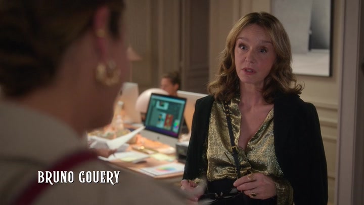 Emily_in_Paris_S02E09_WEBRip_x264-ION10_0569.jpg