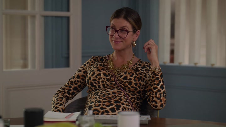 Emily_in_Paris_S02E09_WEBRip_x264-ION10_0680.jpg Emily_in_Paris_S02E09_WEBRip_x264-ION10_0680.jpg