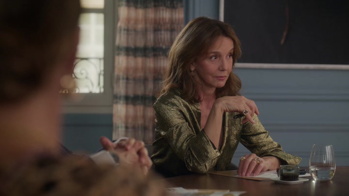 Emily_in_Paris_S02E09_WEBRip_x264-ION10_0682.jpg Emily_in_Paris_S02E09_WEBRip_x264-ION10_0682.jpg