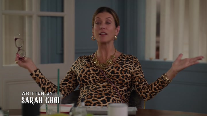 Emily_in_Paris_S02E09_WEBRip_x264-ION10_0775.jpg Emily_in_Paris_S02E09_WEBRip_x264-ION10_0775.jpg