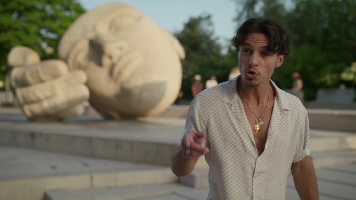 Emily_in_Paris_S02E09_WEBRip_x264-ION10_1000.jpg Emily_in_Paris_S02E09_WEBRip_x264-ION10_1000.jpg
