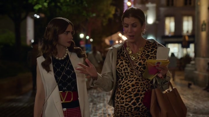 Emily_in_Paris_S02E09_WEBRip_x264-ION10_1066.jpg Emily_in_Paris_S02E09_WEBRip_x264-ION10_1066.jpg