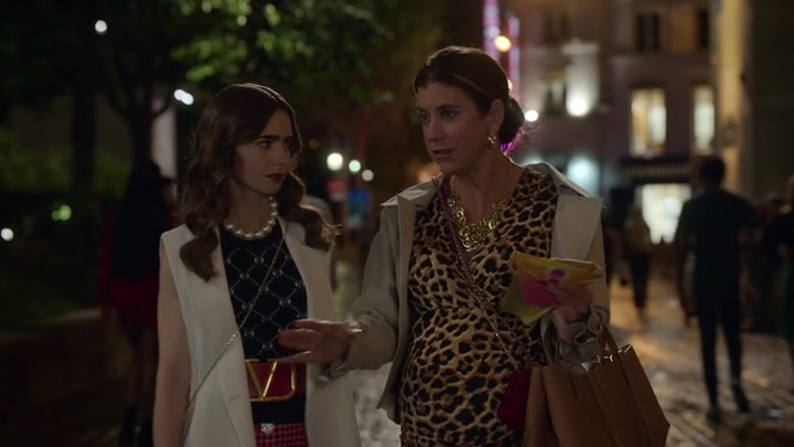 Emily_in_Paris_S02E09_WEBRip_x264-ION10_1077.jpg Emily_in_Paris_S02E09_WEBRip_x264-ION10_1077.jpg