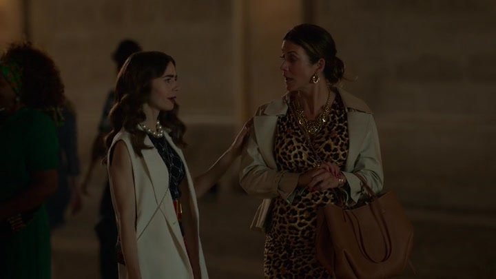 Emily_in_Paris_S02E09_WEBRip_x264-ION10_1108.jpg Emily_in_Paris_S02E09_WEBRip_x264-ION10_1108.jpg