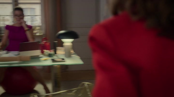 Emily_in_Paris_S02E09_WEBRip_x264-ION10_1446.jpg Emily_in_Paris_S02E09_WEBRip_x264-ION10_1446.jpg
