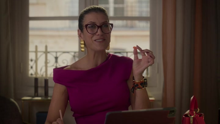 Emily_in_Paris_S02E09_WEBRip_x264-ION10_1456.jpg Emily_in_Paris_S02E09_WEBRip_x264-ION10_1456.jpg