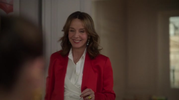 Emily_in_Paris_S02E09_WEBRip_x264-ION10_1491.jpg