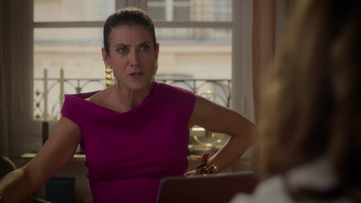 Emily_in_Paris_S02E09_WEBRip_x264-ION10_1558.jpg Emily_in_Paris_S02E09_WEBRip_x264-ION10_1558.jpg