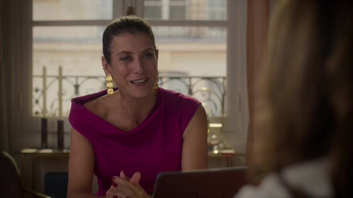 Emily_in_Paris_S02E09_WEBRip_x264-ION10_1623.jpg