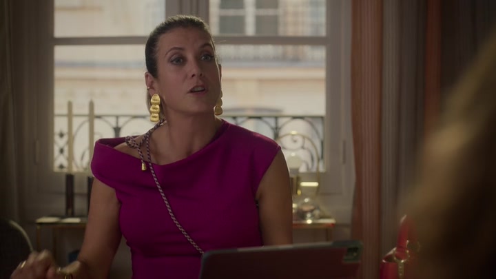 Emily_in_Paris_S02E09_WEBRip_x264-ION10_1651.jpg Emily_in_Paris_S02E09_WEBRip_x264-ION10_1651.jpg