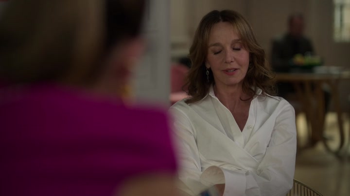 Emily_in_Paris_S02E09_WEBRip_x264-ION10_1668.jpg Emily_in_Paris_S02E09_WEBRip_x264-ION10_1668.jpg