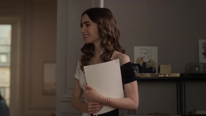 Emily_in_Paris_S02E09_WEBRip_x264-ION10_1747.jpg