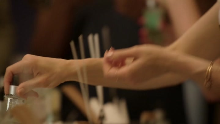 Emily_in_Paris_S02E09_WEBRip_x264-ION10_1781.jpg Emily_in_Paris_S02E09_WEBRip_x264-ION10_1781.jpg