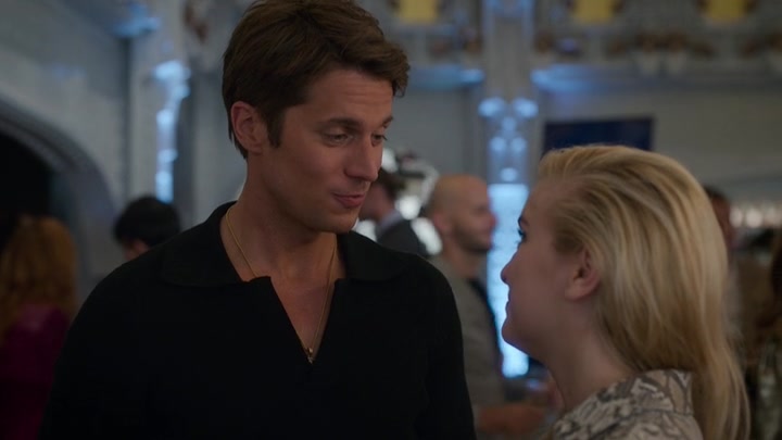 Emily_in_Paris_S02E09_WEBRip_x264-ION10_1835.jpg Emily_in_Paris_S02E09_WEBRip_x264-ION10_1835.jpg