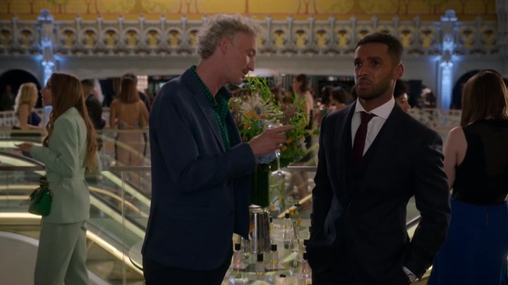 Emily_in_Paris_S02E09_WEBRip_x264-ION10_2261.jpg Emily_in_Paris_S02E09_WEBRip_x264-ION10_2261.jpg
