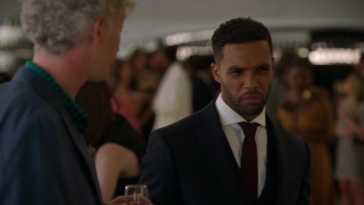 Emily_in_Paris_S02E09_WEBRip_x264-ION10_2289.jpg Emily_in_Paris_S02E09_WEBRip_x264-ION10_2289.jpg