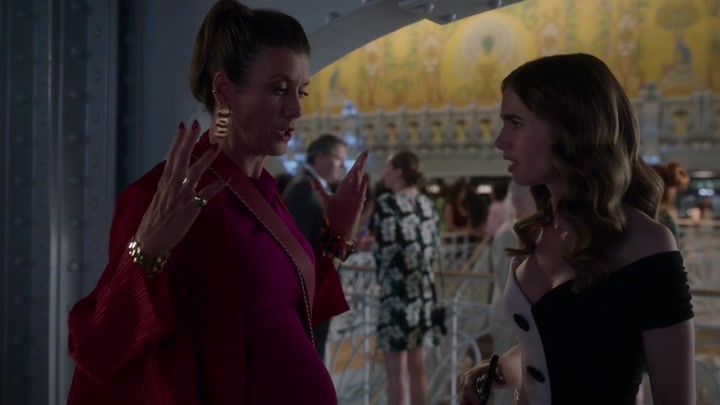 Emily_in_Paris_S02E09_WEBRip_x264-ION10_2349.jpg Emily_in_Paris_S02E09_WEBRip_x264-ION10_2349.jpg