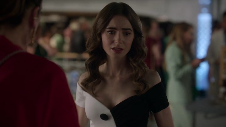 Emily_in_Paris_S02E09_WEBRip_x264-ION10_2414.jpg