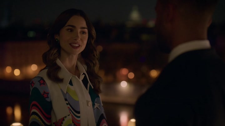 Emily_in_Paris_S02E09_WEBRip_x264-ION10_2647.jpg
