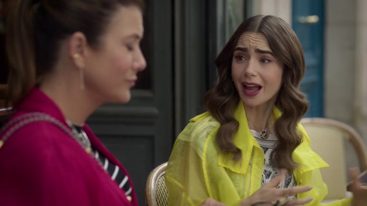 Emily_in_Paris_S02E10_WEBRip_x264-ION10_0078.jpg