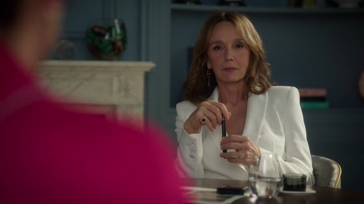 Emily_in_Paris_S02E10_WEBRip_x264-ION10_0114.jpg Emily_in_Paris_S02E10_WEBRip_x264-ION10_0114.jpg