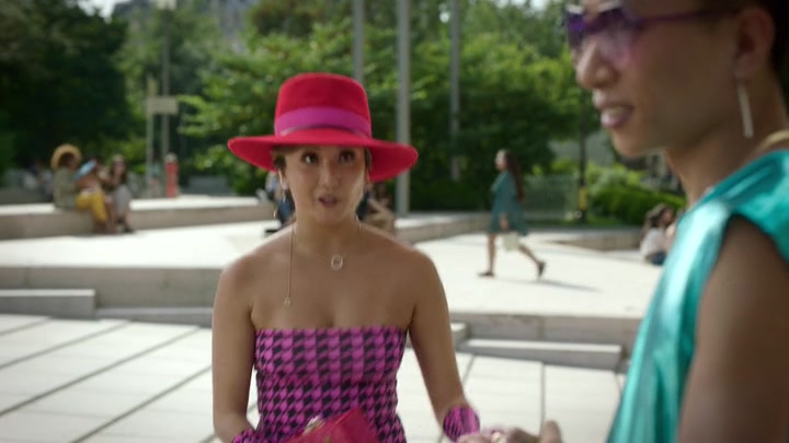 Emily_in_Paris_S02E10_WEBRip_x264-ION10_0447.jpg Emily_in_Paris_S02E10_WEBRip_x264-ION10_0447.jpg