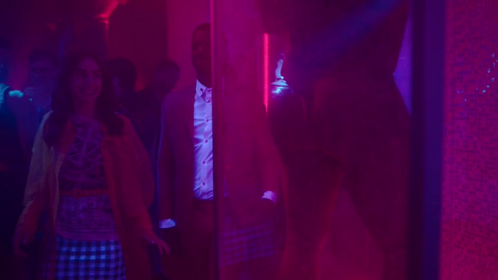 Emily_in_Paris_S02E10_WEBRip_x264-ION10_0522.jpg Emily_in_Paris_S02E10_WEBRip_x264-ION10_0522.jpg