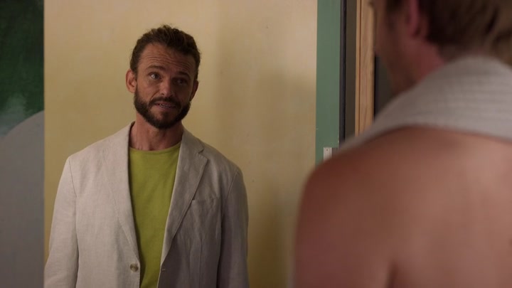 Emily_in_Paris_S02E10_WEBRip_x264-ION10_0701.jpg Emily_in_Paris_S02E10_WEBRip_x264-ION10_0701.jpg