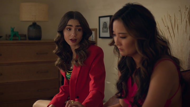 Emily_in_Paris_S02E10_WEBRip_x264-ION10_0822.jpg Emily_in_Paris_S02E10_WEBRip_x264-ION10_0822.jpg