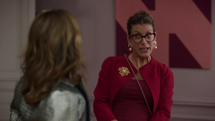 Emily_in_Paris_S02E10_WEBRip_x264-ION10_0871.jpg Emily_in_Paris_S02E10_WEBRip_x264-ION10_0871.jpg