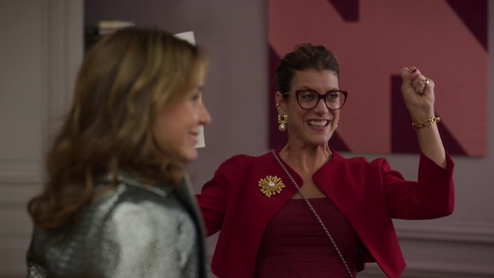 Emily_in_Paris_S02E10_WEBRip_x264-ION10_0890.jpg Emily_in_Paris_S02E10_WEBRip_x264-ION10_0890.jpg