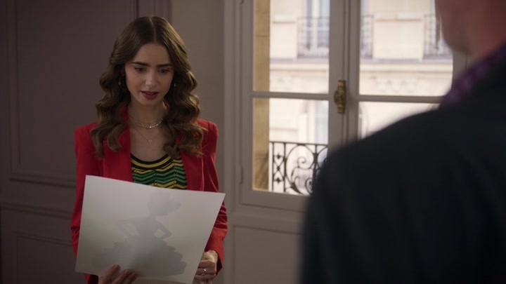 Emily_in_Paris_S02E10_WEBRip_x264-ION10_0932.jpg