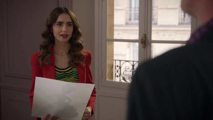 Emily_in_Paris_S02E10_WEBRip_x264-ION10_0933.jpg