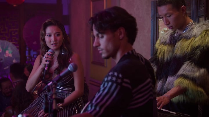 Emily_in_Paris_S02E10_WEBRip_x264-ION10_1156.jpg Emily_in_Paris_S02E10_WEBRip_x264-ION10_1156.jpg