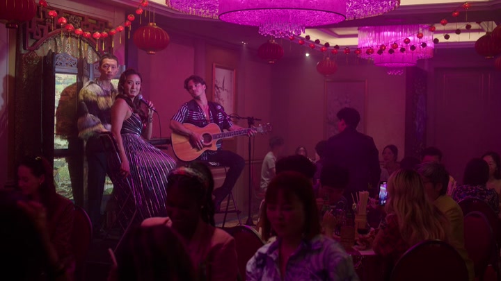 Emily_in_Paris_S02E10_WEBRip_x264-ION10_1187.jpg Emily_in_Paris_S02E10_WEBRip_x264-ION10_1187.jpg