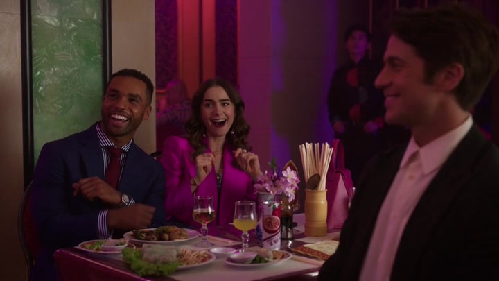 Emily_in_Paris_S02E10_WEBRip_x264-ION10_1357.jpg Emily_in_Paris_S02E10_WEBRip_x264-ION10_1357.jpg