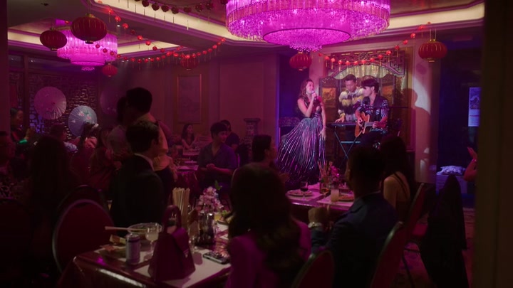 Emily_in_Paris_S02E10_WEBRip_x264-ION10_1364.jpg Emily_in_Paris_S02E10_WEBRip_x264-ION10_1364.jpg