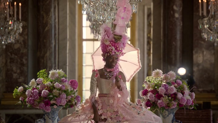 Emily_in_Paris_S02E10_WEBRip_x264-ION10_1557.jpg Emily_in_Paris_S02E10_WEBRip_x264-ION10_1557.jpg
