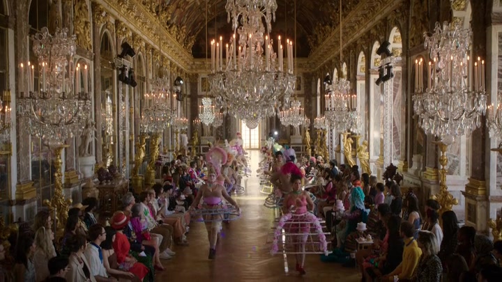 Emily_in_Paris_S02E10_WEBRip_x264-ION10_1721.jpg Emily_in_Paris_S02E10_WEBRip_x264-ION10_1721.jpg