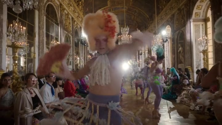 Emily_in_Paris_S02E10_WEBRip_x264-ION10_1779.jpg Emily_in_Paris_S02E10_WEBRip_x264-ION10_1779.jpg