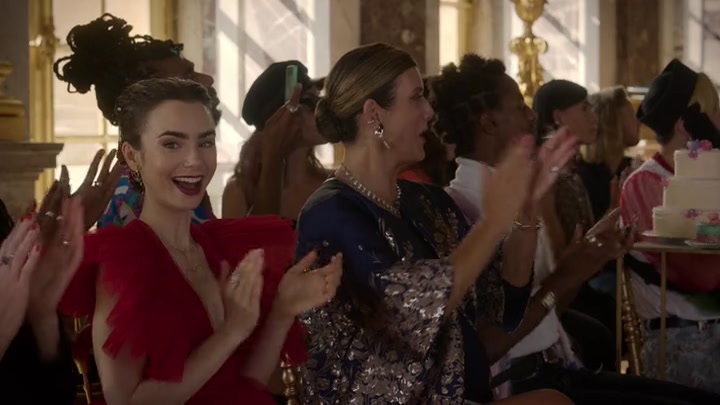 Emily_in_Paris_S02E10_WEBRip_x264-ION10_1834.jpg Emily_in_Paris_S02E10_WEBRip_x264-ION10_1834.jpg