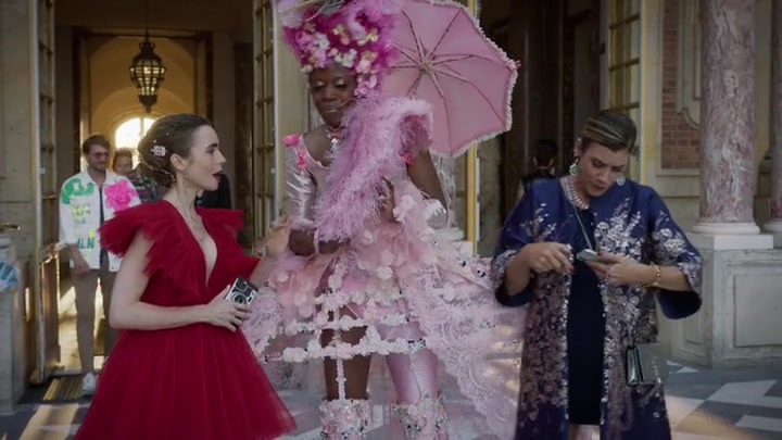 Emily_in_Paris_S02E10_WEBRip_x264-ION10_1905.jpg Emily_in_Paris_S02E10_WEBRip_x264-ION10_1905.jpg