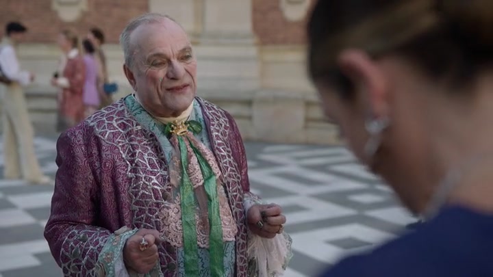 Emily_in_Paris_S02E10_WEBRip_x264-ION10_1942.jpg Emily_in_Paris_S02E10_WEBRip_x264-ION10_1942.jpg