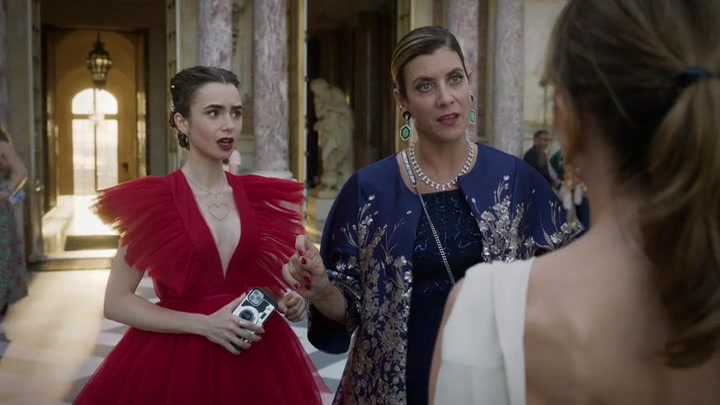 Emily_in_Paris_S02E10_WEBRip_x264-ION10_2016.jpg Emily_in_Paris_S02E10_WEBRip_x264-ION10_2016.jpg