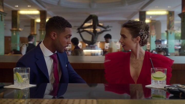 Emily_in_Paris_S02E10_WEBRip_x264-ION10_2174.jpg Emily_in_Paris_S02E10_WEBRip_x264-ION10_2174.jpg