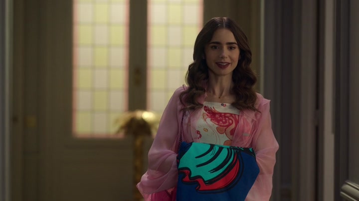 Emily_in_Paris_S02E10_WEBRip_x264-ION10_2332.jpg