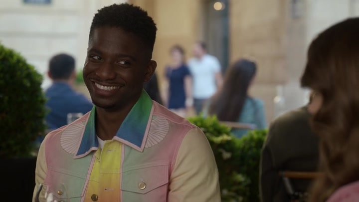 Emily_in_Paris_S02E10_WEBRip_x264-ION10_2442.jpg Emily_in_Paris_S02E10_WEBRip_x264-ION10_2442.jpg