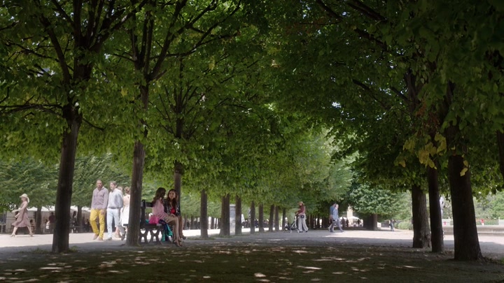 Emily_in_Paris_S02E10_WEBRip_x264-ION10_2483.jpg Emily_in_Paris_S02E10_WEBRip_x264-ION10_2483.jpg