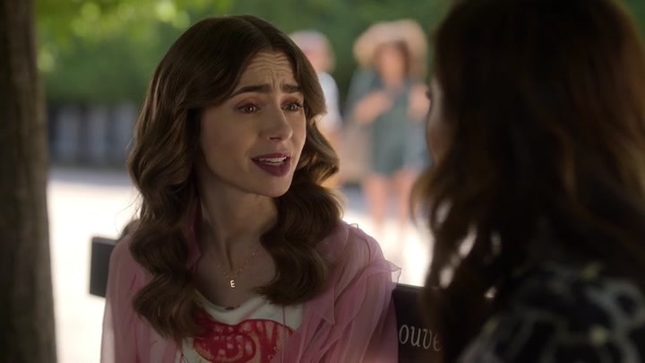 Emily_in_Paris_S02E10_WEBRip_x264-ION10_2557.jpg